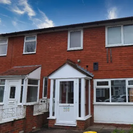 Rent this 3 bed house on 273 Boundary Road in London, E17 8NE
