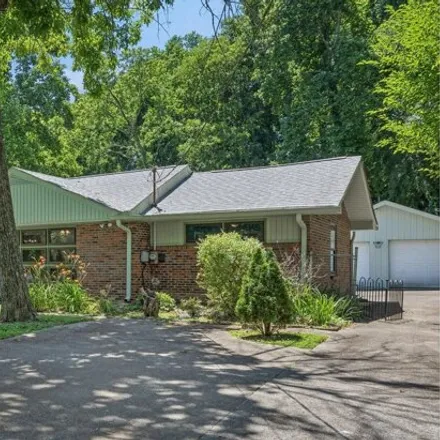 Buy this 3 bed house on 322 Pineway Dr in Nashville, Tennessee