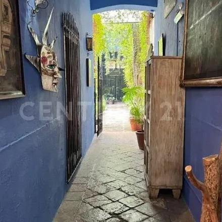 Buy this 6 bed house on La Soledad in Avenida 13 Oriente, Centro Histórico de Puebla