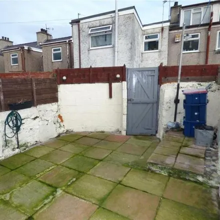 Image 7 - Cybi Place, Holyhead, LL65 1DT, United Kingdom - Townhouse for sale