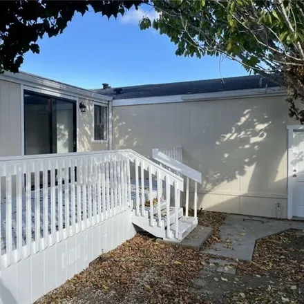 Image 3 - The Willows Mobile Home Park, 1317 North V Street, Lompoc, CA 93436, USA - Apartment for sale