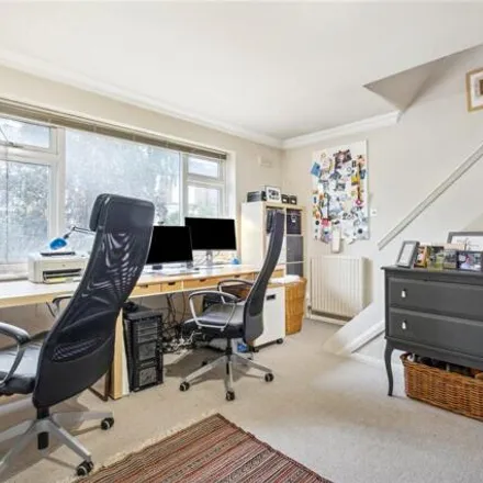 Image 7 - Ramsden Road, London, SW12 8QX, United Kingdom - House for sale