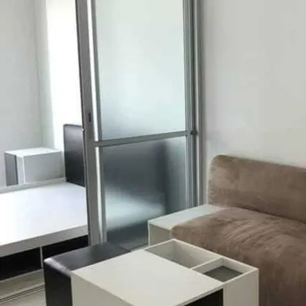 Buy this 1 bed condo on Building D in บ้านทรายทอง ซอย 1, Ban Saithong