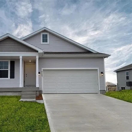 Buy this 5 bed house on 6880 Northeast 27th Avenue in Altoona, IA 50009