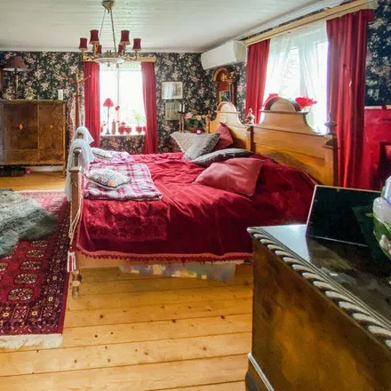 Rent this 3 bed house on Dalavägen 72 in 426 68 Gothenburg, Sweden