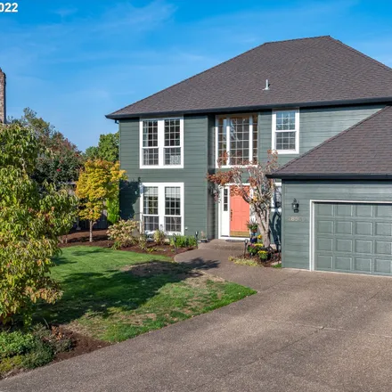 Buy this 4 bed house on 28500 Southwest Sandalwood Court in Wilsonville, OR 97070