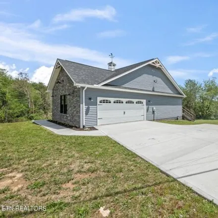 Image 3 - 1030 War Eagle Drive, Comanche Subdivision, Cumberland County, TN 38572, USA - House for sale