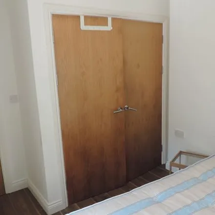 Rent this 1 bed apartment on Alfred Street in Cardiff, CF24 4TG