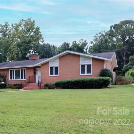 Buy this 3 bed house on 4918 Hardwick Road in Charlotte, NC 28211