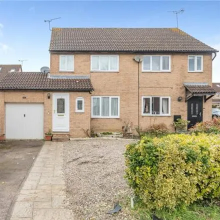 Buy this 3 bed duplex on Bramwell Close in Stratton St Margaret, SN2 7SN