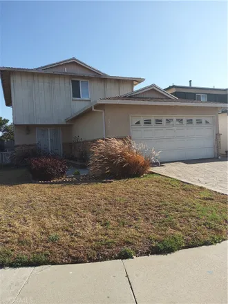 Rent this 3 bed house on 926 East Meadbrook Street in Carson, CA 90746