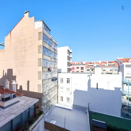 Image 7 - Avenida Elias Garcia 48, 1000-149 Lisbon, Portugal - Room for rent