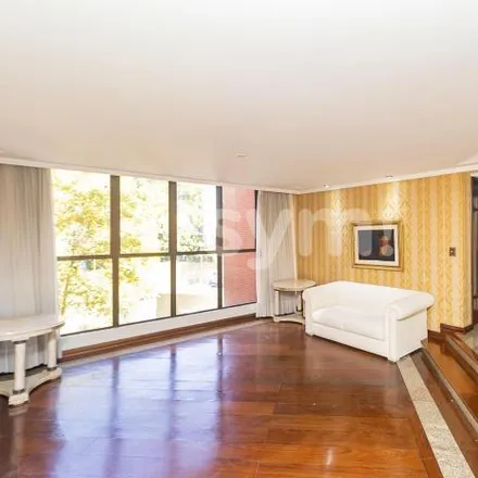 Buy this 5 bed apartment on Avenida Sete de Setembro 6383 in Seminário, Curitiba - PR
