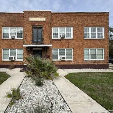 Rent this 2 bed apartment on 1419 West Woodlawn Avenue in San Antonio, TX 78201