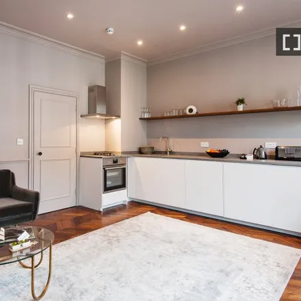 Image 7 - 121 Gloucester Terrace, London, W2 3HH, United Kingdom - Apartment for rent