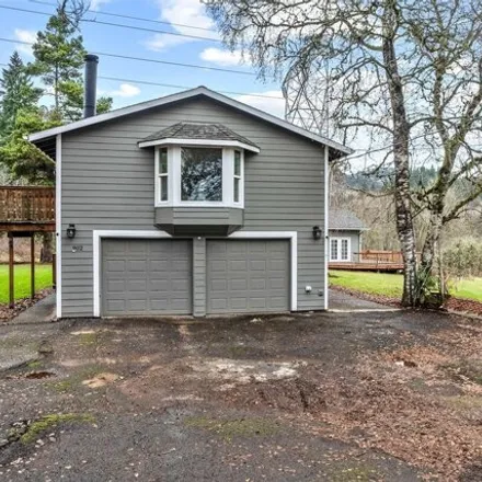 Buy this 4 bed house on 998 Clydesdale Lane in Kelso, WA 98626