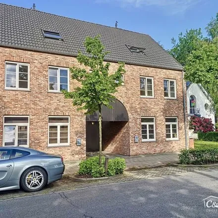 Rent this 4 bed apartment on Augustijnslei 253 in 2930 Brasschaat, Belgium