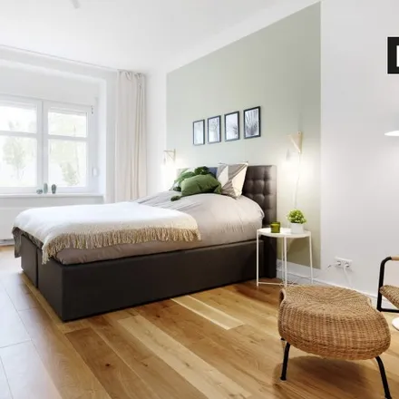 Rent this 2 bed apartment on Wikinger-Spielplatz in Norwegerstraße, 10439 Berlin