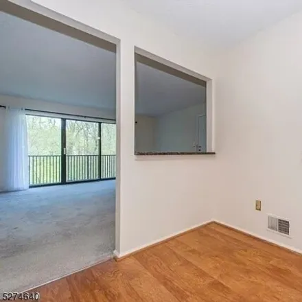 Image 7 - 116 Baldwin Court, Liberty Corner, Bernards Township, NJ 07920, USA - Condo for rent