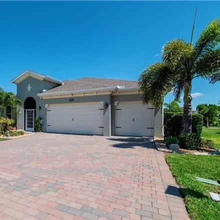 Buy this 3 bed house on 3416 Acapulco Circle in Porto Vista, Cape Coral
