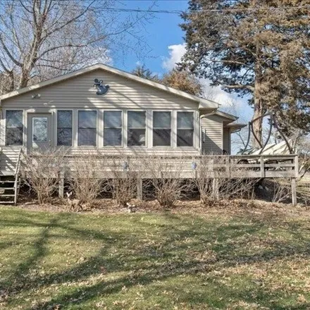 Buy this 5 bed house on 25882 206th Avenue in Delaware County, IA 52057