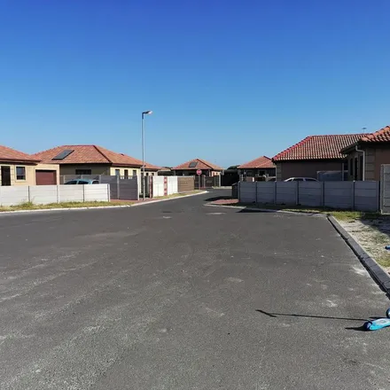 Image 7 - Montclair Drive, Cape Town Ward 116, Mitchells Plain, 7783, South Africa - Apartment for rent