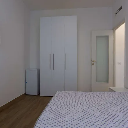 Image 9 - Viale San Gimignano, 20147 Milan MI, Italy - Apartment for rent
