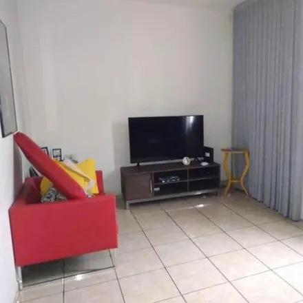 Buy this 3 bed apartment on Rua Monsenhor Horta in Calafate, Belo Horizonte - MG