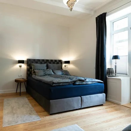 Rent this 1 bed apartment on Glindweg 43 in 22303 Hamburg, Germany