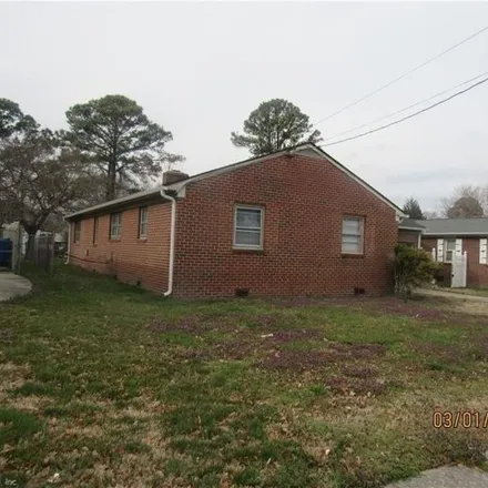 Buy this 3 bed house on 1005 North Avenue in Newport News, VA 23605
