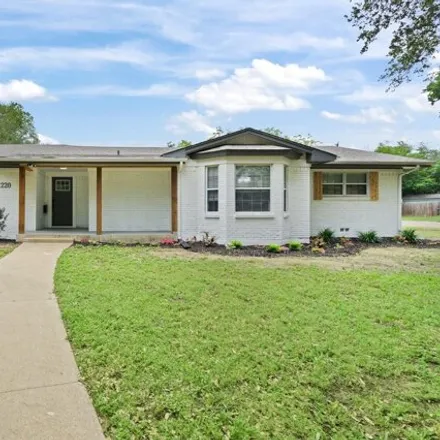 Buy this 3 bed house on Park East Drive in Cleburne, TX 76033