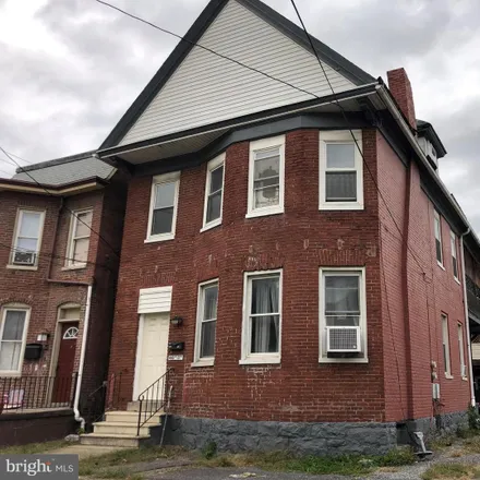 Buy this studio house on 445 North Mechanic Street in Cumberland, MD 21502