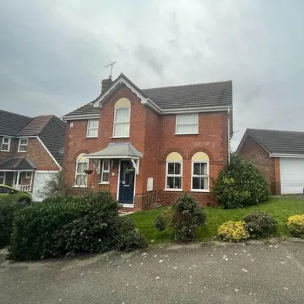 Rent this 4 bed house on Pepperbox Hill in Swindon, SN5 5EZ