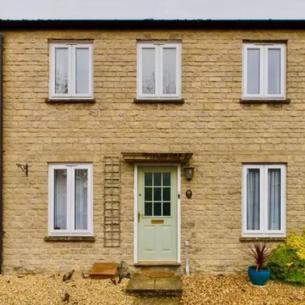 Rent this 2 bed townhouse on Cotshill Gardens in Chipping Norton, OX7 5UN