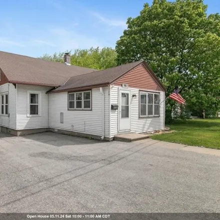 Buy this 4 bed house on Hastings Street in Allouez, WI 54301