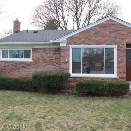 Rent this 3 bed house on 25825 Grove Avenue in Redford Township, MI 48240