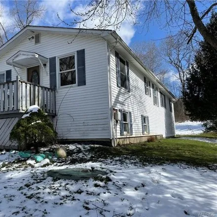 Buy this 3 bed house on 185 Canada Street in Holland, Erie County