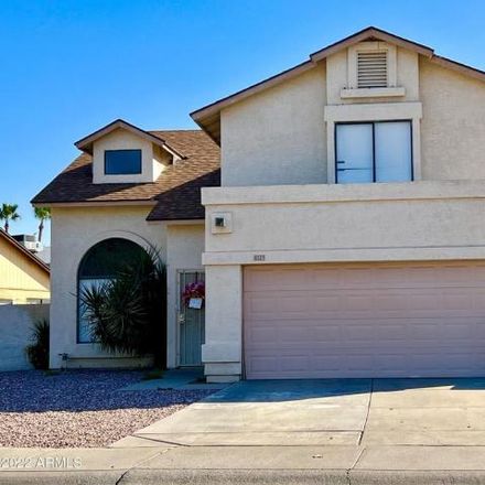 Rent this 3 bed house on 8863 West Wilshire Drive in Phoenix, AZ 85037