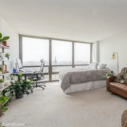 Image 2 - American Towers, 1636 North Wells Street, Chicago, IL 60614, USA - Condo for sale