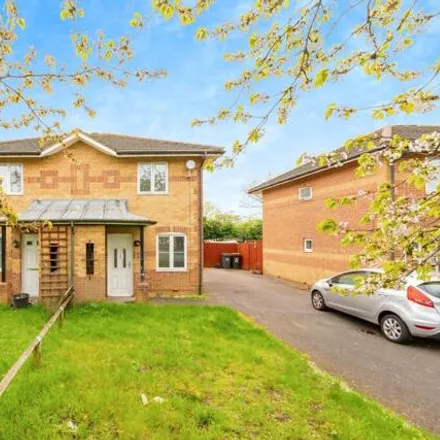 Buy this 2 bed duplex on Marigold Way in Bedford, MK42 0SS