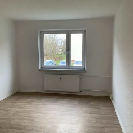 Rent this 3 bed apartment on Leonhard-Frank-Straße 35 in 04318 Leipzig, Germany