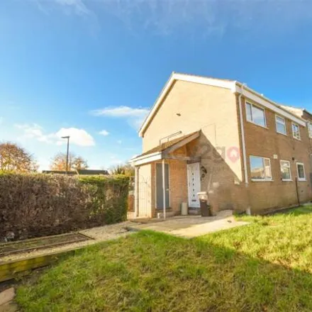 Image 6 - Westcroft Grove, Sheffield, S20 8EE, United Kingdom - Apartment for sale