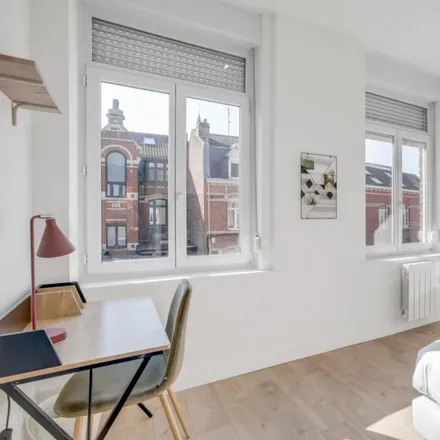 Rent this 11 bed room on 26 Boulevard Montebello in 59037 Lille, France