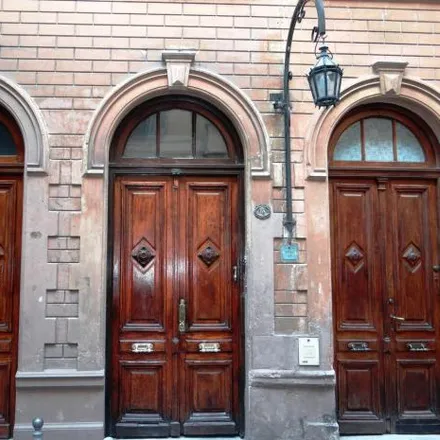 Buy this 3 bed apartment on Pasaje de la Piedad 56 in San Nicolás, C1033 AAR Buenos Aires