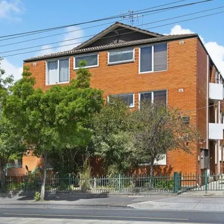 Rent this 1 bed apartment on Stop 33: The Avenue in High Street, Windsor VIC 3181