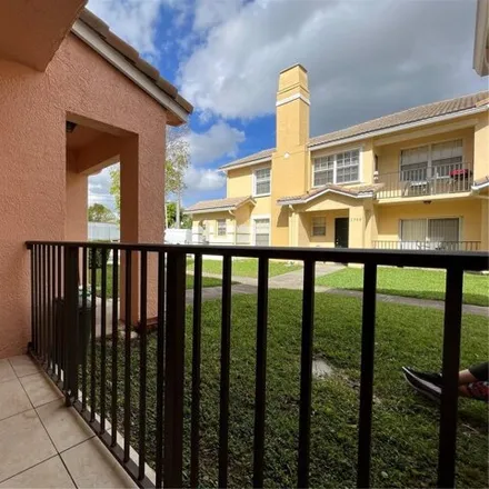 Image 4 - 1404 Belmont Lane, North Lauderdale, FL 33068, USA - Condo for rent