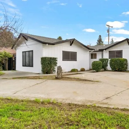 Buy this 3 bed house on 1805 West Whitendale Avenue in Visalia, CA 93277