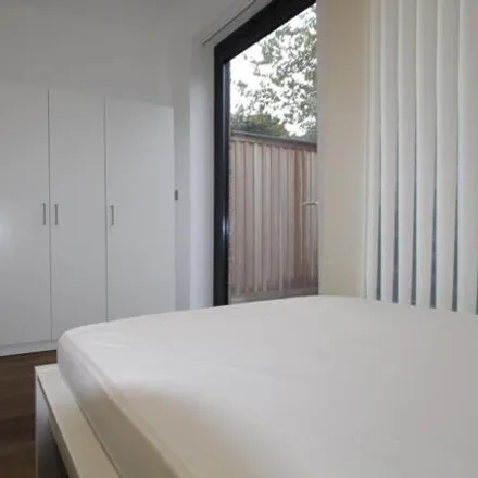 Rent this studio house on 107 Vanbrugh Hill in London, SE10 9HB