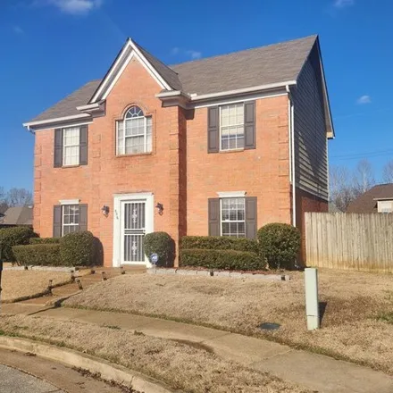 Buy this 3 bed house on 898 Silver Sands Drive in Memphis, TN 38018