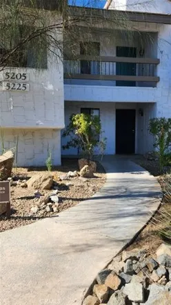Image 1 - 5187 East Waverly Drive, Palm Springs, CA 92264, USA - Condo for sale